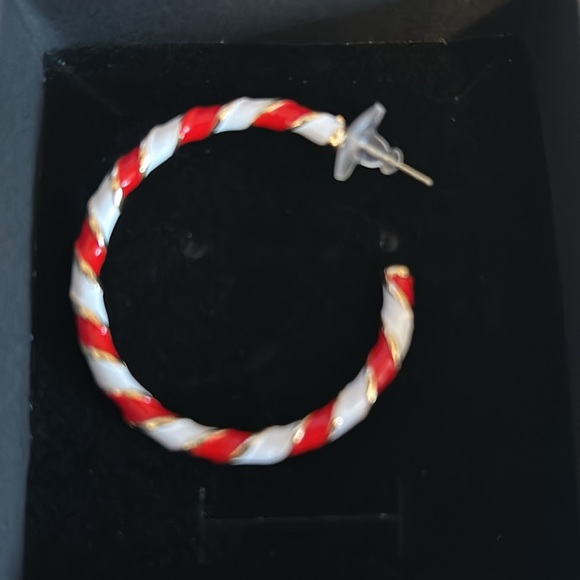 Candy Cane Red and White Striped Christmas Hoop Earrings.  New never worn - Picture 3 of 3